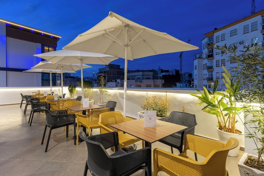 Room Service - Dining