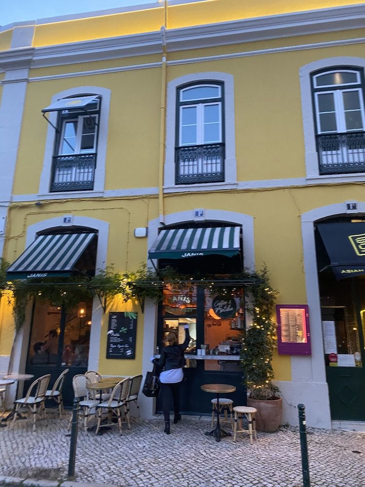 undefined Studios with Mezzanine Rua da Moeda 10