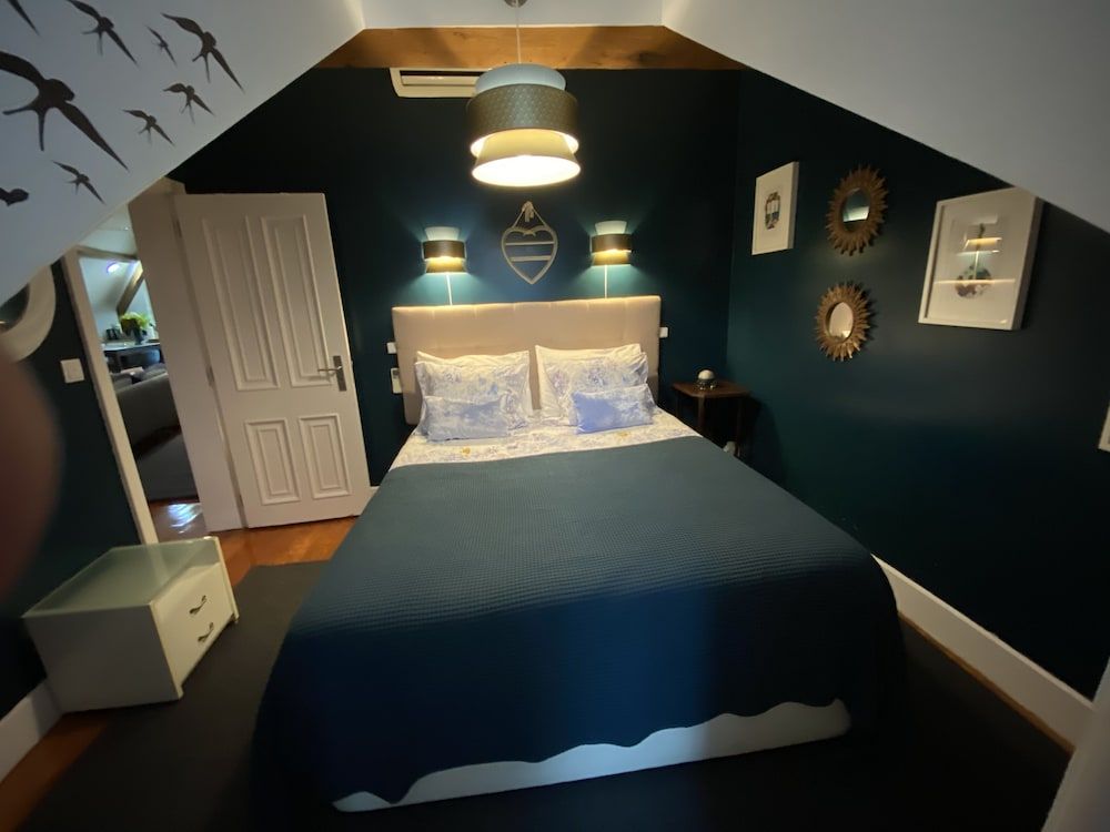 undefined Studios with Mezzanine Rua da Moeda 2