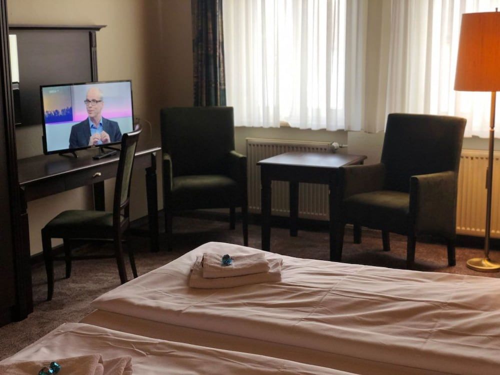 Hotel Fränkischer Hof Double Room 6