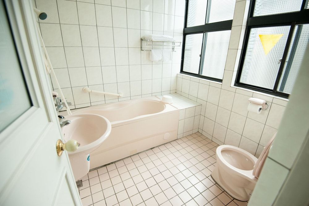 undefined New May Flower Hotel 7