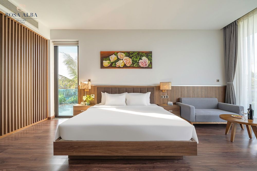 Beach front Villa 4 bedrooms (Private pool)