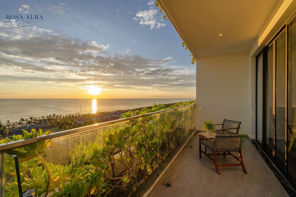 Rosa Alba Resort & Villas Tuy Hoa Rosa Alba Suite Ocean View 4