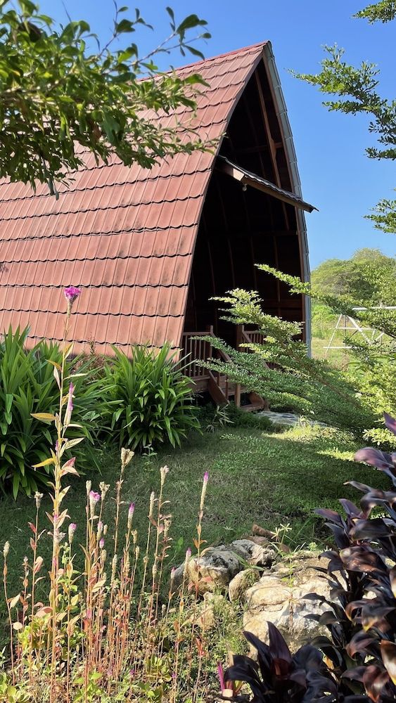 undefined Raffles Inn Labuan Bajo