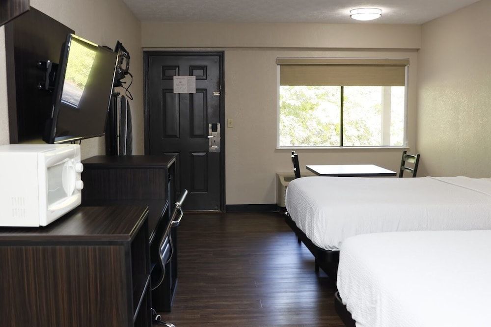 Standard Room, 2 Double Beds