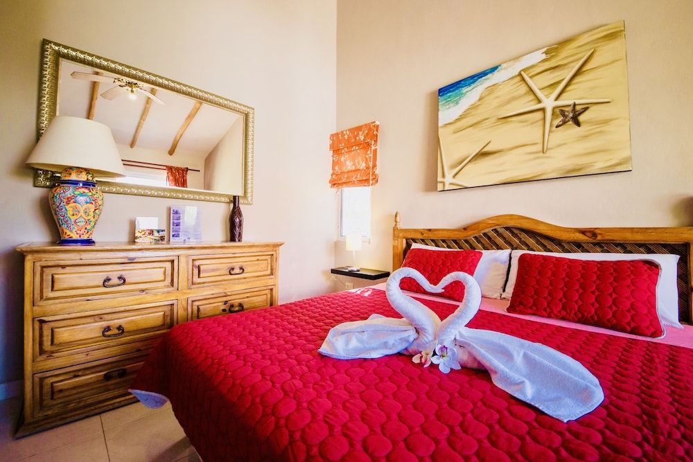 Dolce Vita Caribe B&B Executive Room, 1 Bedroom, Non Smoking, Refrigerator (E8) 5