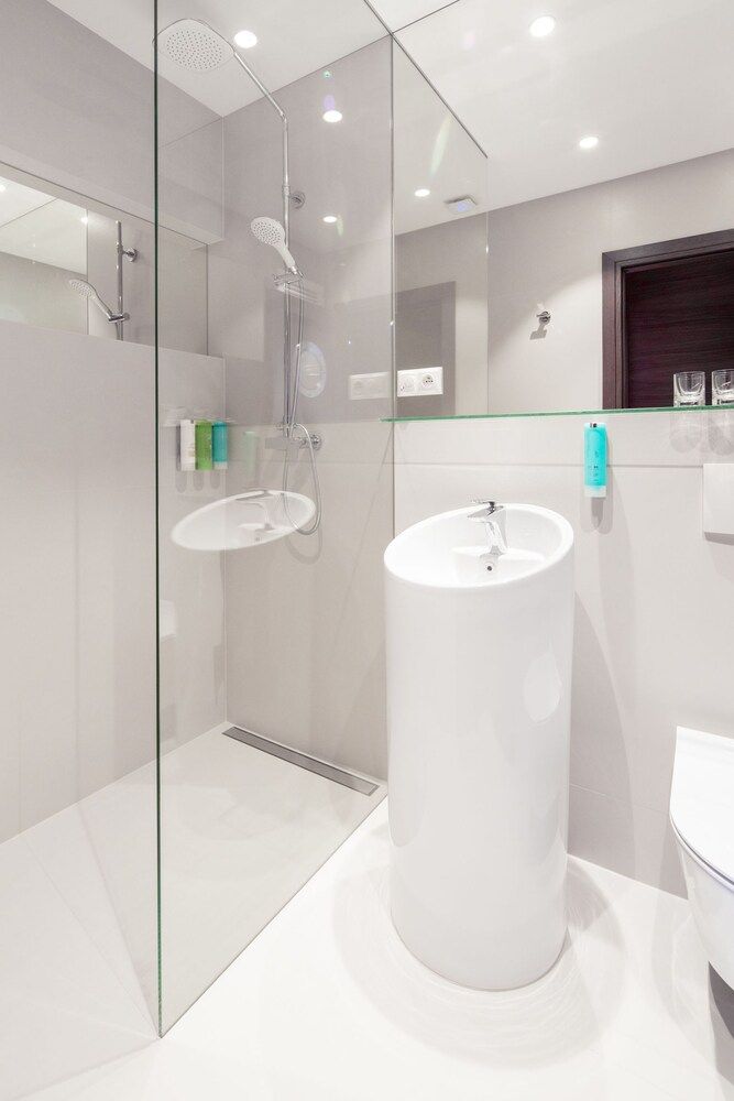 Lemon Resort Spa Villa, 2 Bedrooms, Lake View (Terrace 65m²) 5