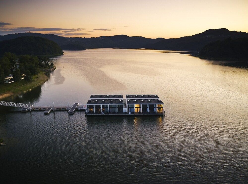 Lemon Resort Spa Deluxe Double Room, Balcony, Lake View 12