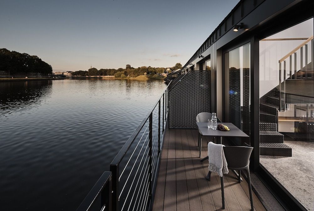 Lemon Resort Spa Deluxe Double Room, Balcony, Lake View 18