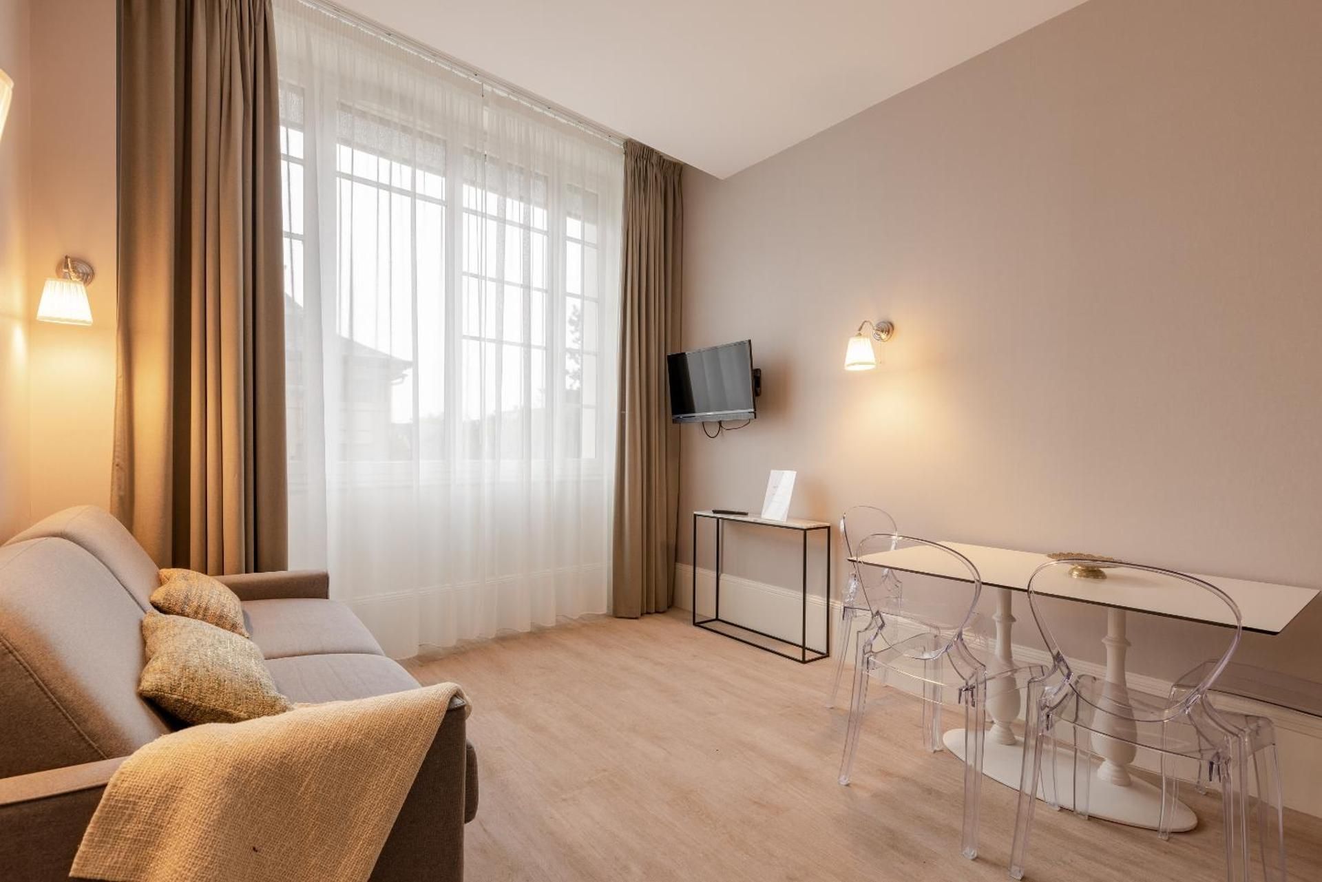 Suite Apartment