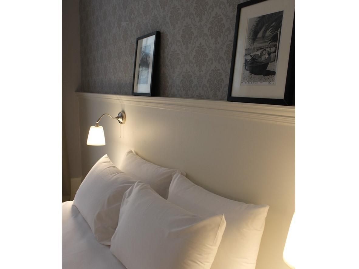 Apartment-Luxury-Ensuite with Bath-City View