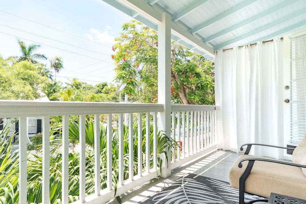 The Porch on Frances Inn Conch Republic Room 5 5
