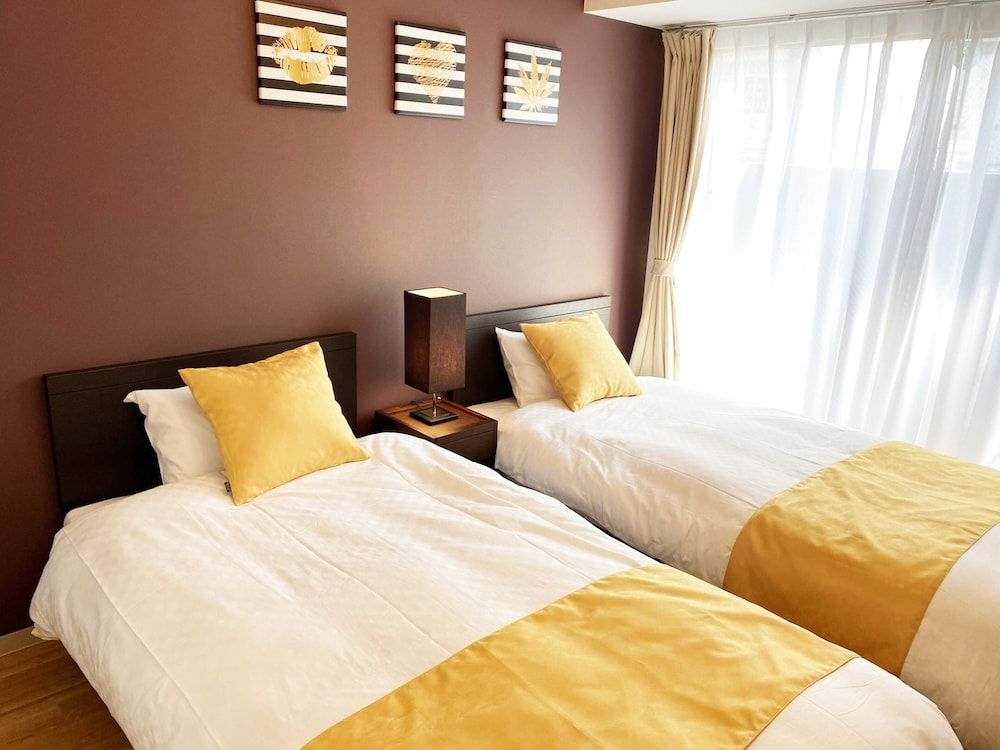 At RLiS House Osaka Domecity Standard Twin Room, Non Smoking 2