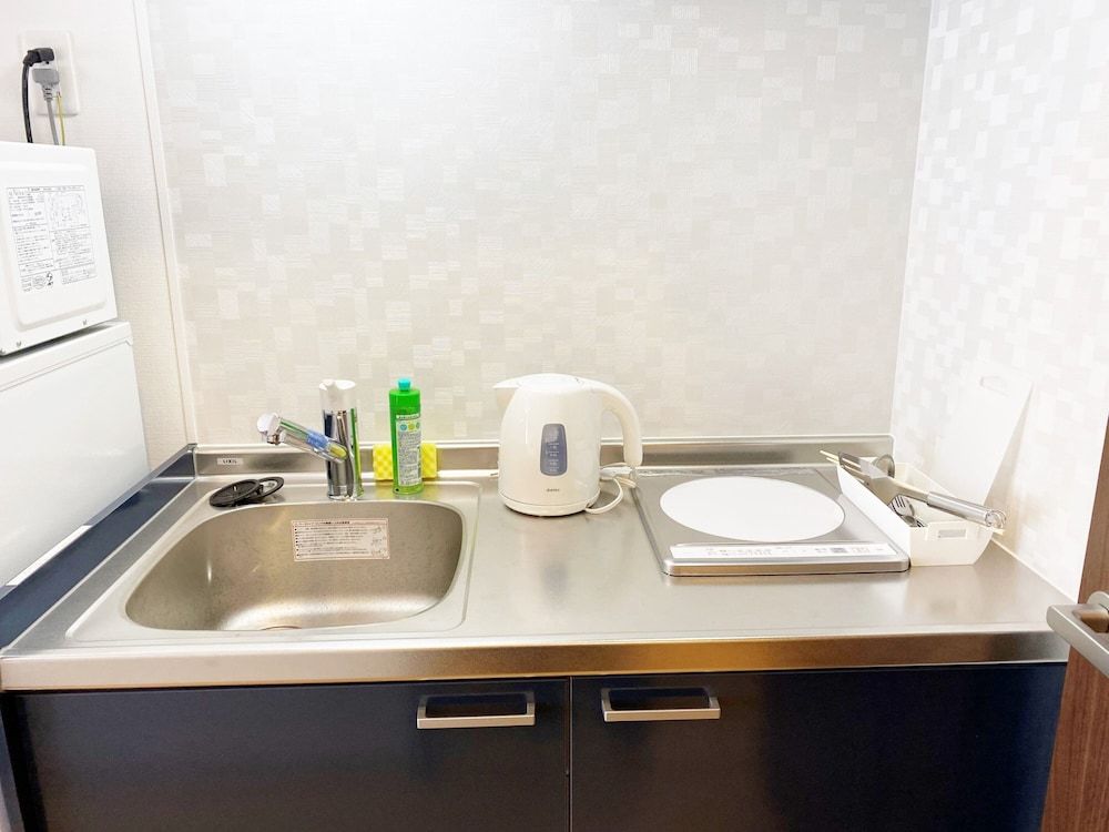 At RLiS House Osaka Domecity Standard Twin Room, Non Smoking 3