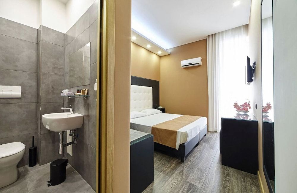 Sweet Central Hotel Business Double Room Single Use 6