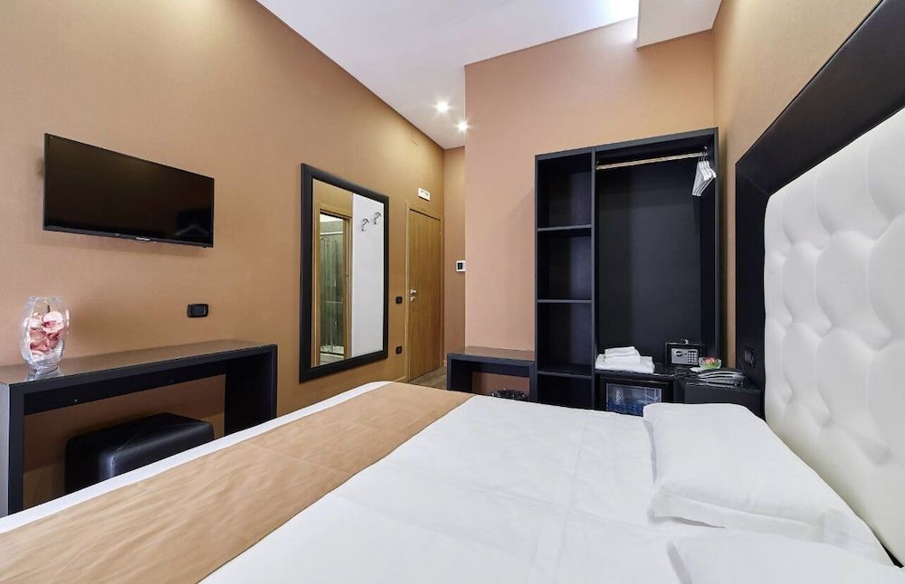 Sweet Central Hotel Business Double Room Single Use 4