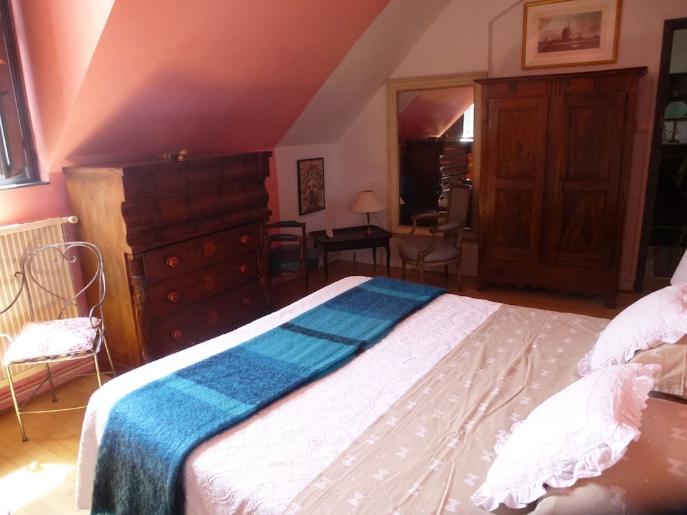 La Petite Vigne Classic Room 2