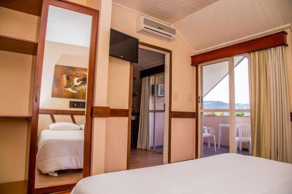 SUITE COM HIDRO