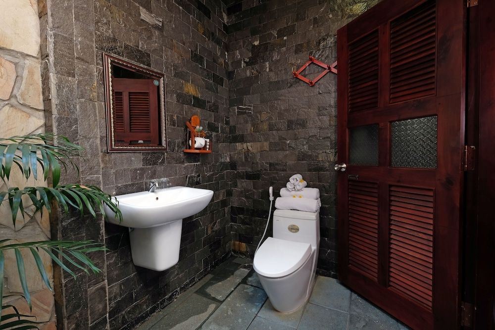 Cottage Village Family Room, 2 Bedrooms 12