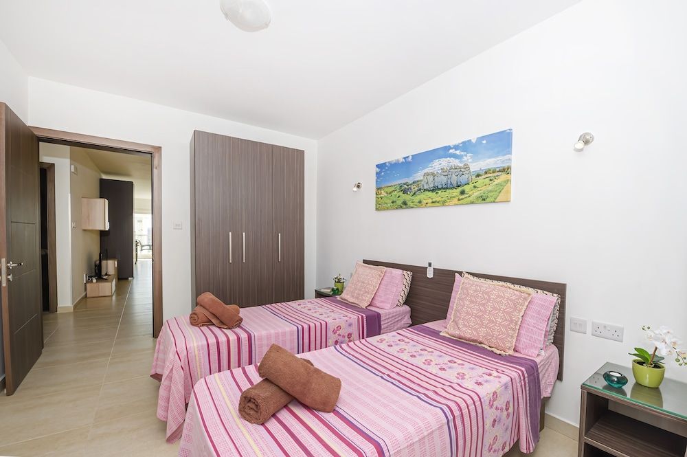Apartment, 2 Bedrooms (1)
