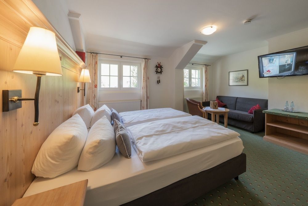 Naturparkhotel Grüner Baum Superior Double Room 2