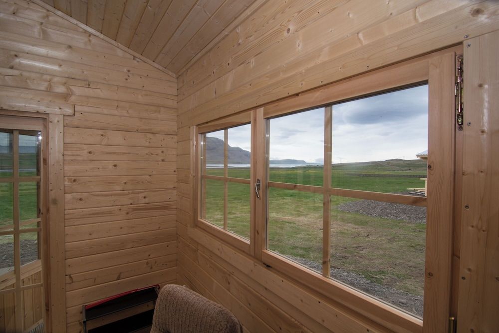 Bragdavellir Cottages Classic Cottage, 2 Bedrooms, Non Smoking 2
