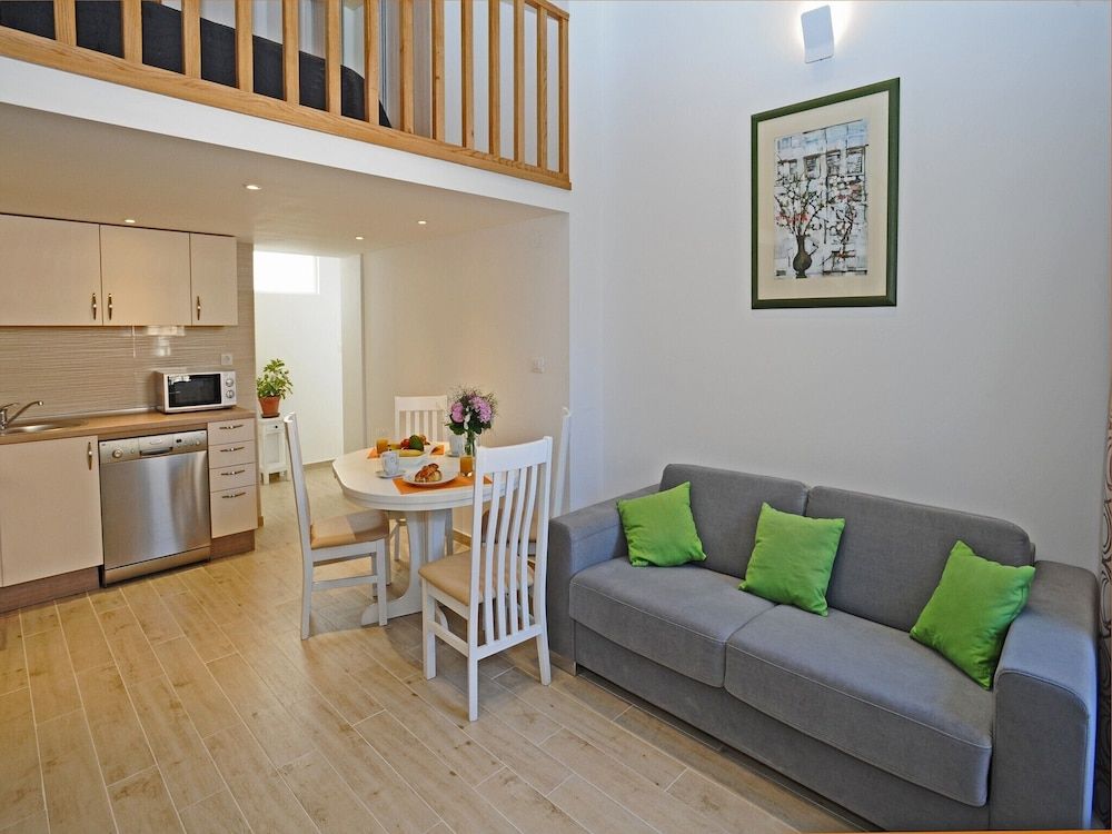 undefined Apartments Atento 2