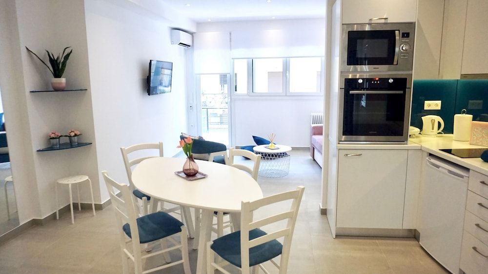 undefined Fairytale Cozy Apt in Athens 5