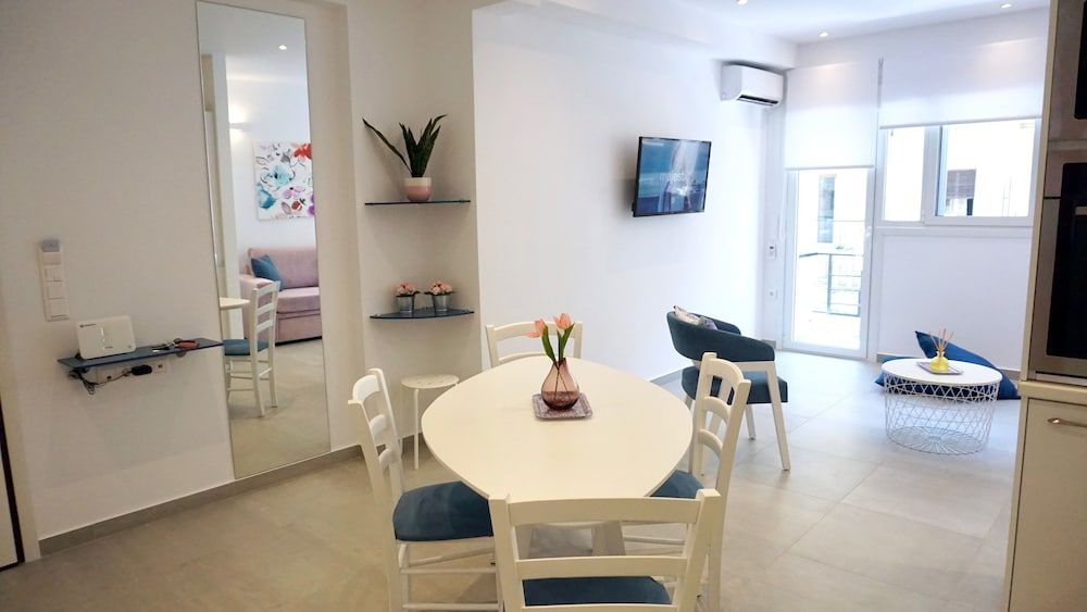 undefined Fairytale Cozy Apt in Athens 6