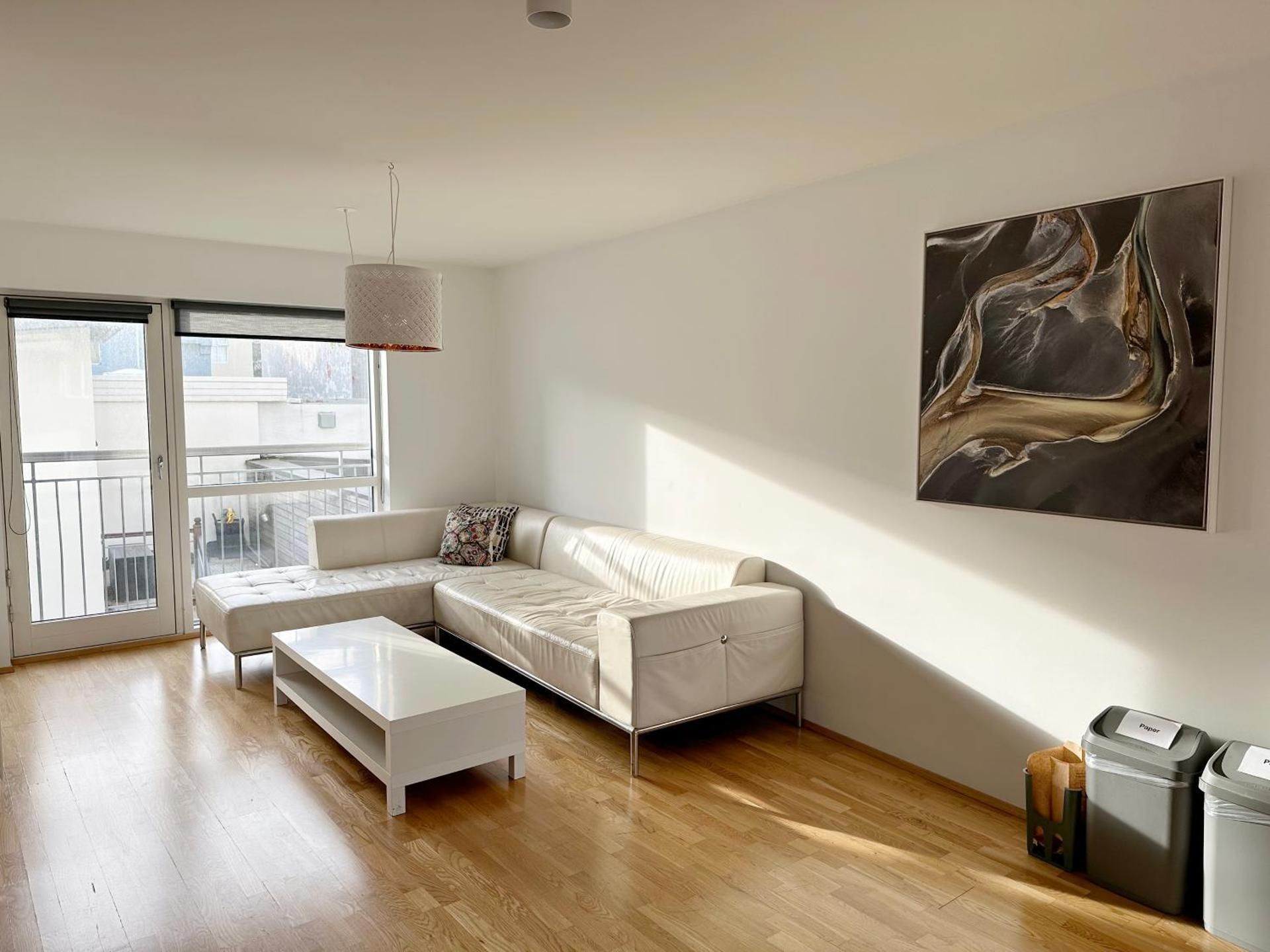 Two-Bedroom Apartment with Balcony -Vesturgata