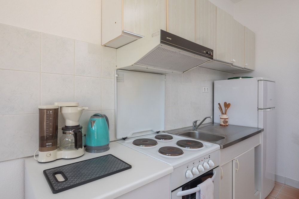 Apartments near Beach Babic Basic Apartment (2) 7