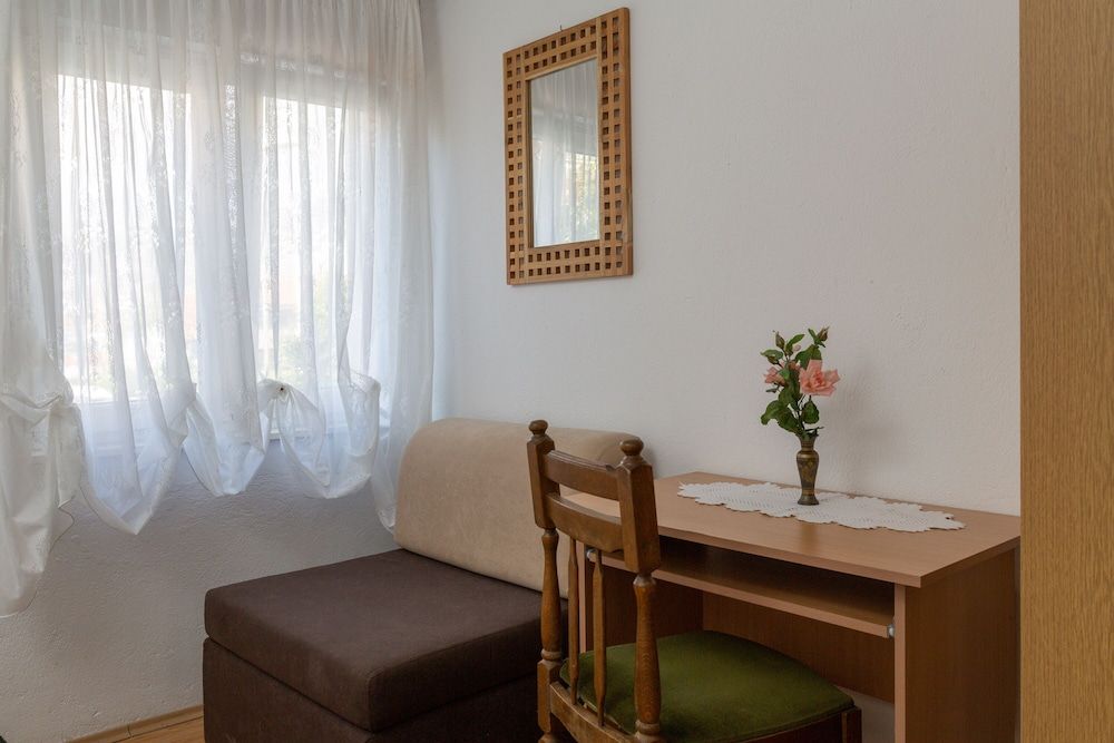 Apartments near Beach Babic Basic Apartment (2) 10