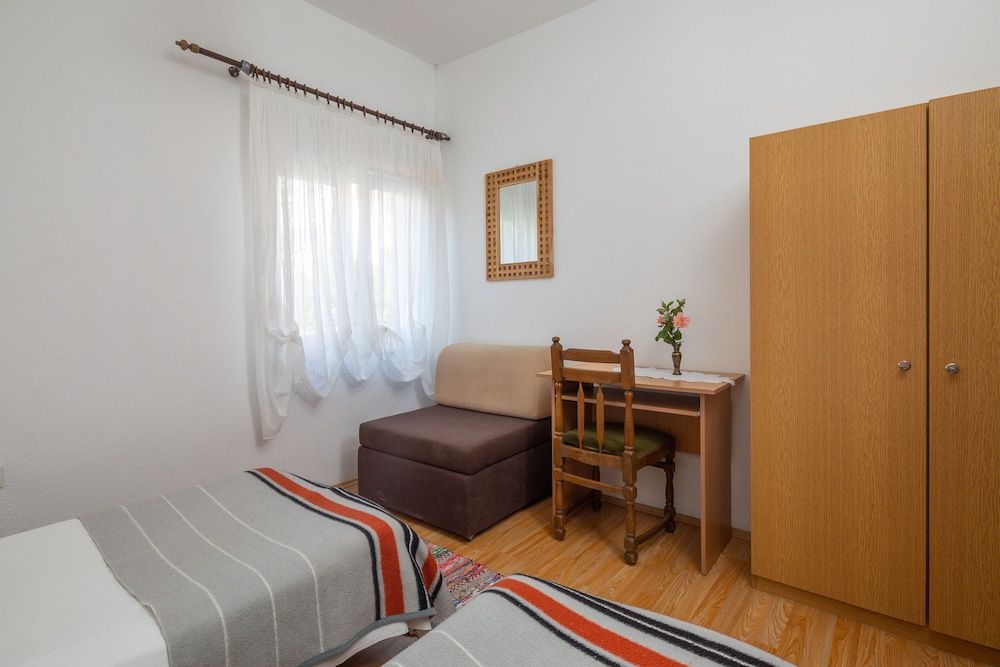 Apartments near Beach Babic Basic Apartment (2)