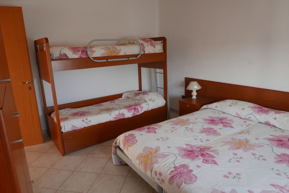 Agriturismo Regno di Marzagaglia Family Room, Multiple Beds, Private Bathroom, Tower 2