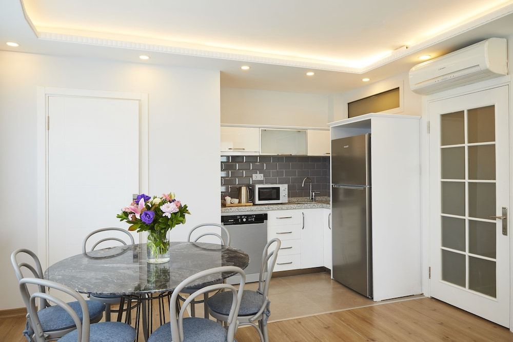 undefined All Seasons Suites 8