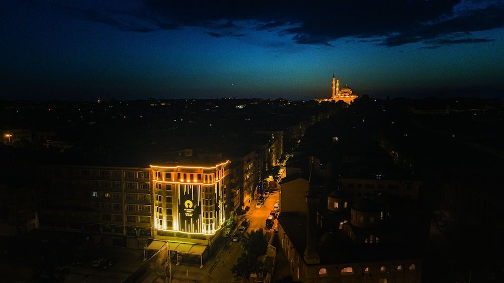 undefined All Seasons Suites 4