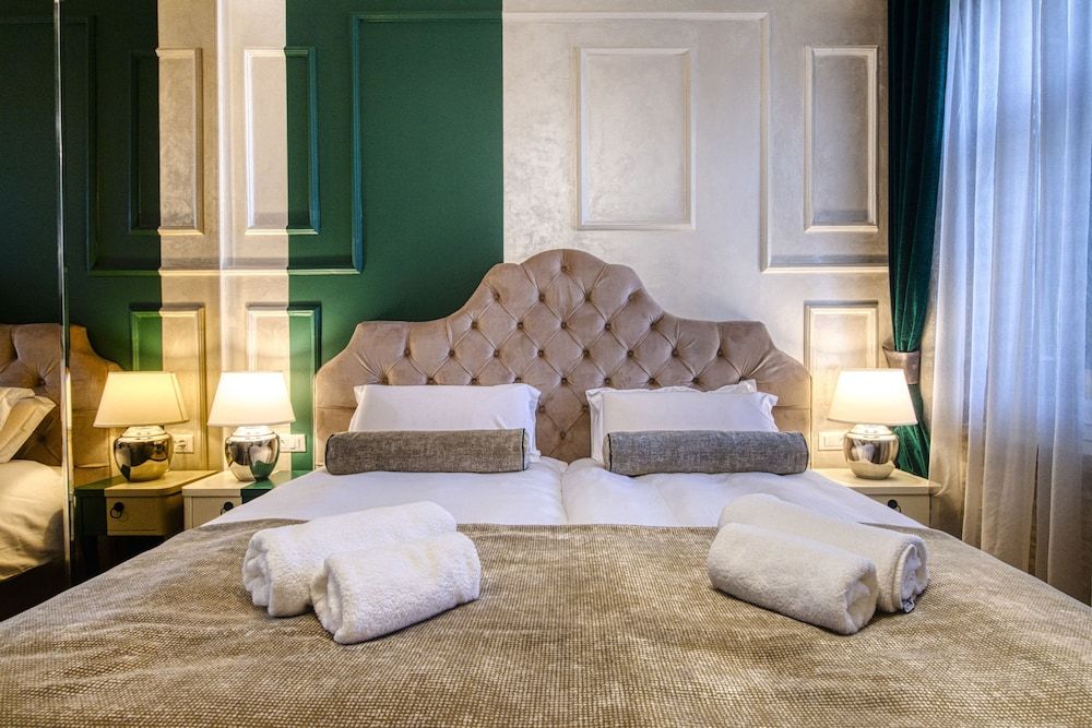 Design Double or Twin Room (14)