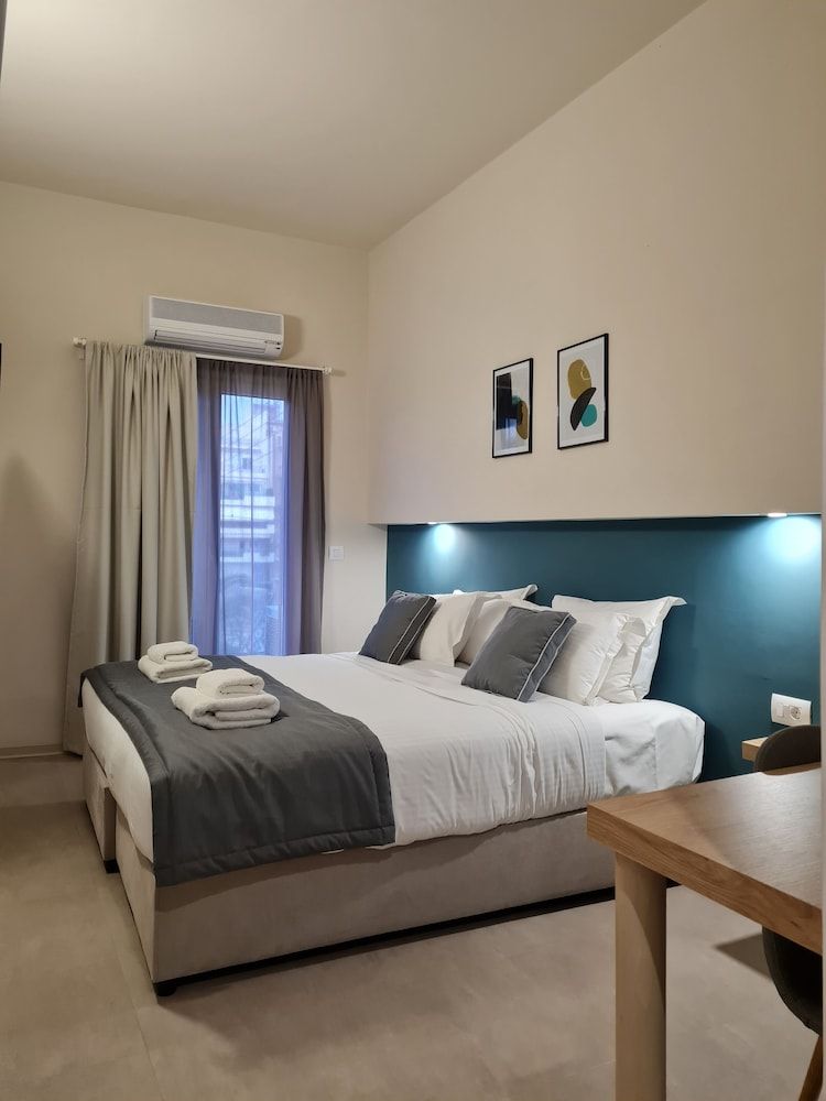 The Convo Athens Riviera Room, Balcony (Easy Living) 7