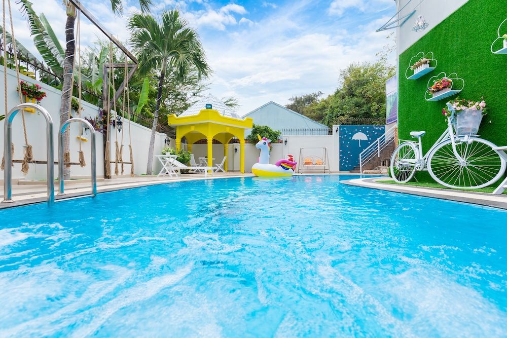 Deluxe Villa