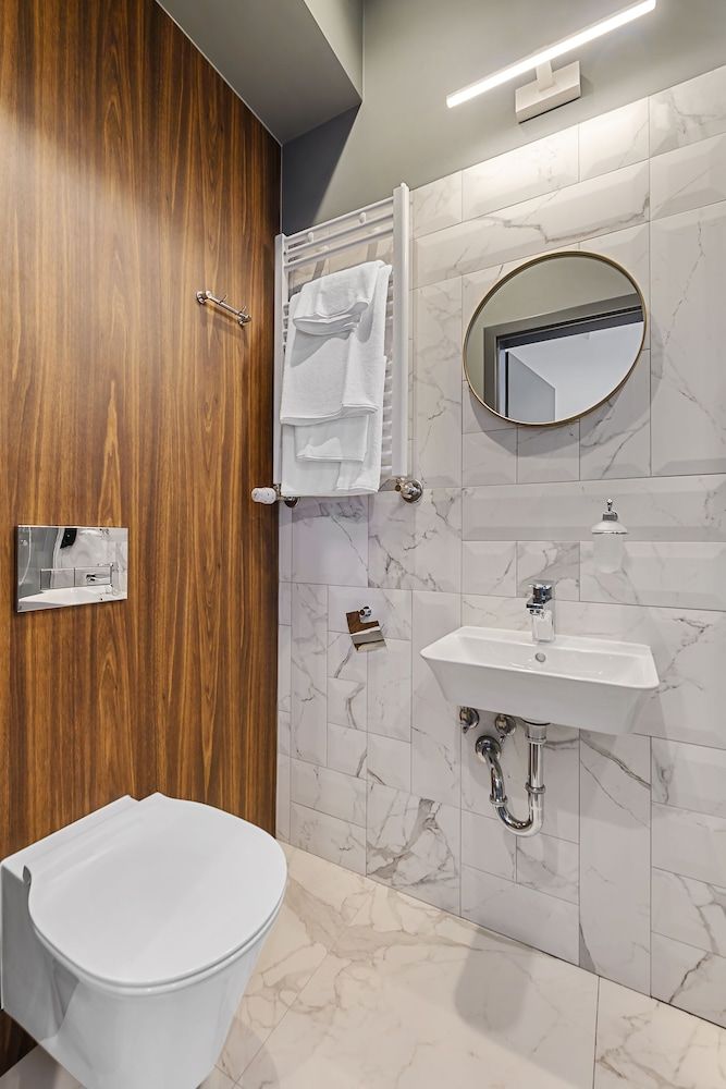 Krzywa Kamienica Deluxe Apartment (6, poddasze) 4