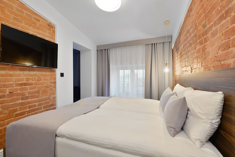 Krzywa Kamienica Deluxe Apartment (6, poddasze)