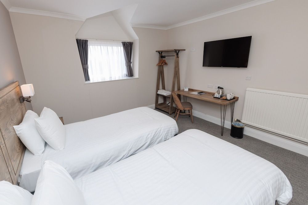 Olde House, Chesterfield by Marston's Inns Standard Twin Room 2