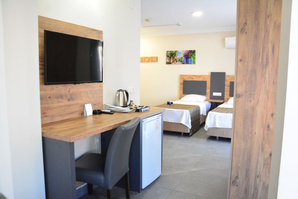 Club Efes Otel Suit Oda 13