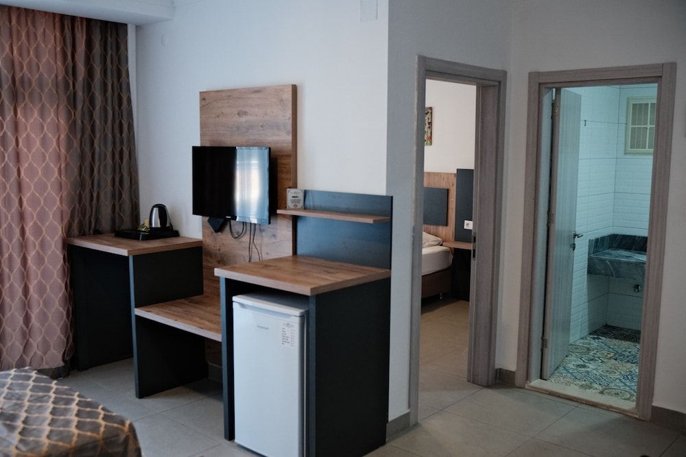 Club Efes Otel Suit Oda 14