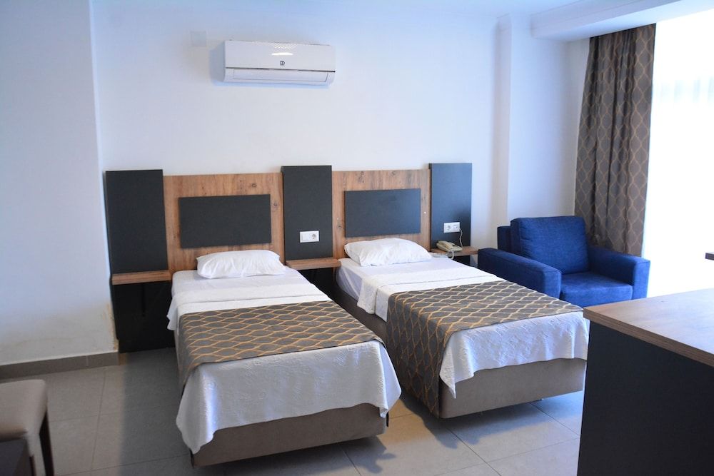 Club Efes Otel Suit Oda 6