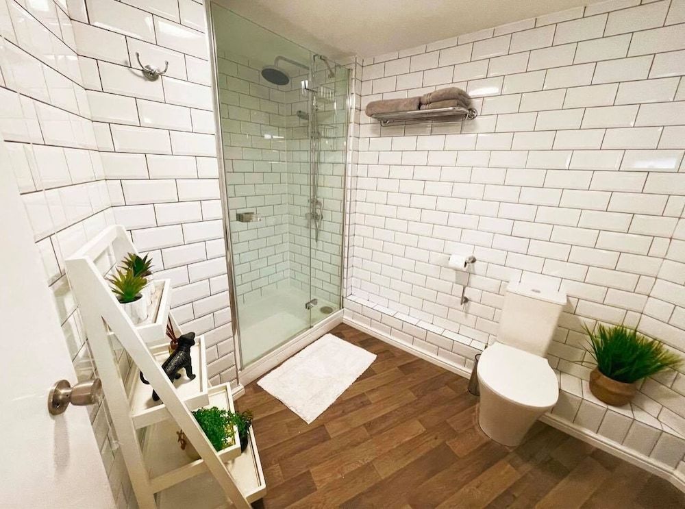 The High Flyer Deluxe Double Room, Ensuite (Deluxe Room) 6