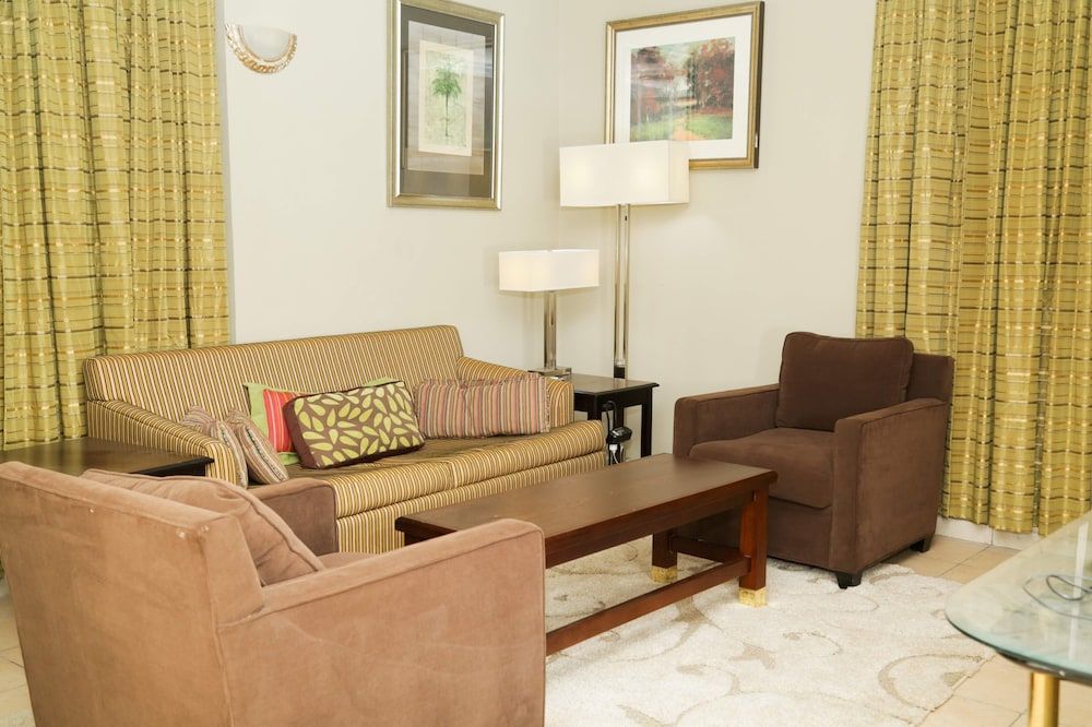 Hotel Mallika Company SL Deluxe Suite, 1 Bedroom, Non Smoking, City View 20