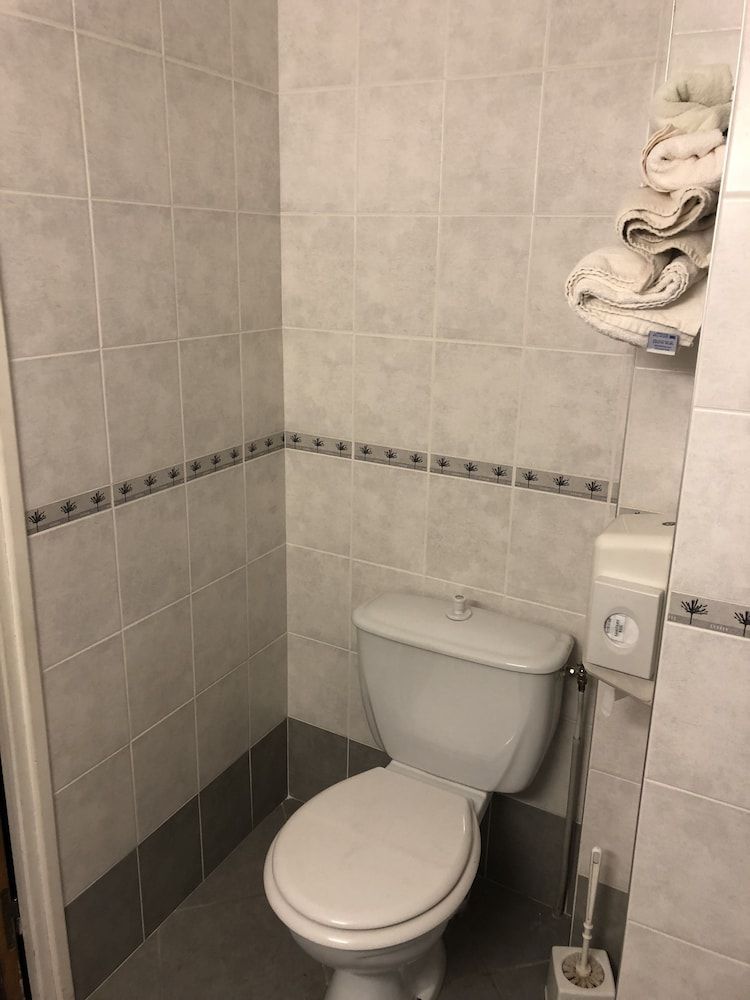 Hôtel Le Perce Neige Double Room, 1 Double Bed, Non Smoking 5