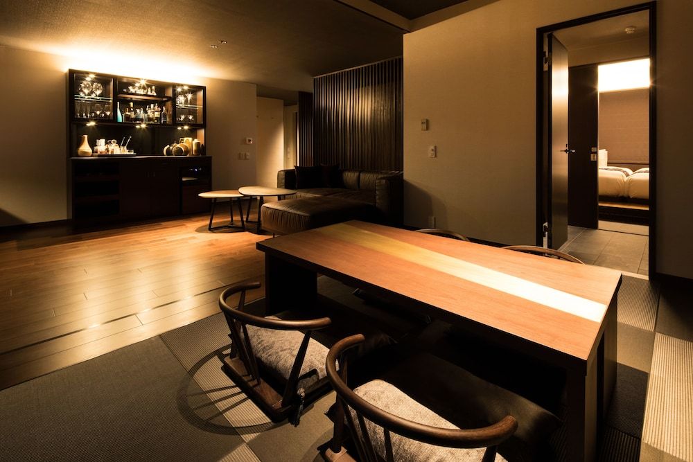 undefined Bar Hotel Hakone Kazan 8
