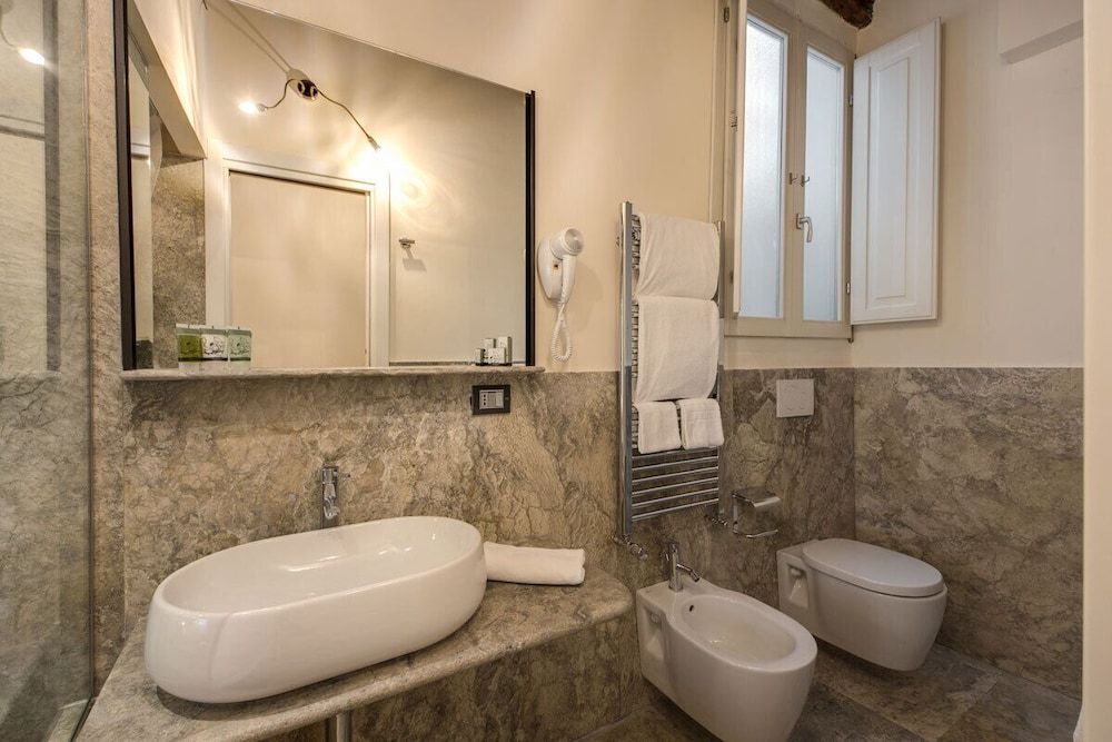 Residenze Argileto Standard Double Room 4